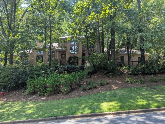 Building Photo - Fabulous 5 Bedroom Home in North River