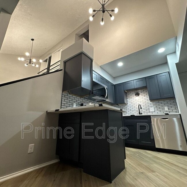 Photo - 1801 Ridgehaven Ct