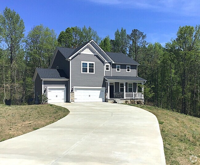 Building Photo - 319 Elmhurst Dr Rental