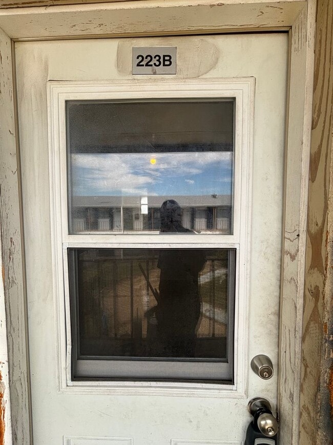 Photo - Conveniently Located Studio with ALL Utilities INCLUDED Unit 223 B
