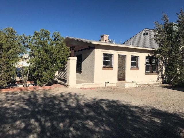 Photo - 1516 E 8th St