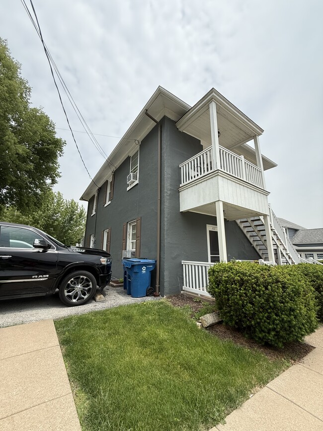 Building Photo - 111 Ewing St Unit 111  Ewing Upper