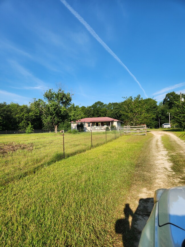 Photo - 1089 Three Notch Rd House