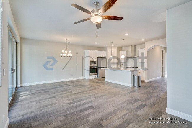 Photo - 1350 E Via Sentieri Dr