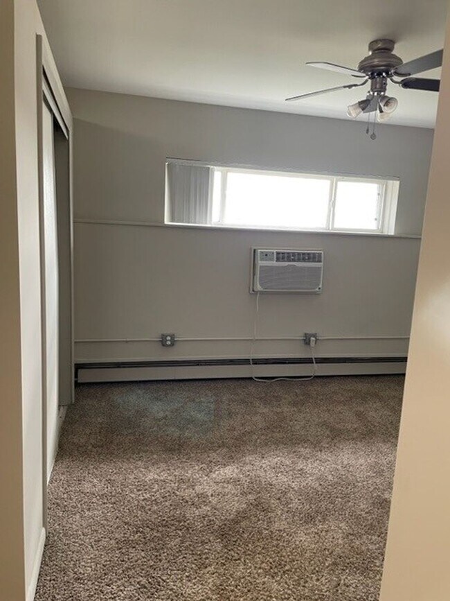 Photo - Walnut Manor Apartments