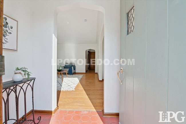 Photo - 3430 Anderson Pkwy