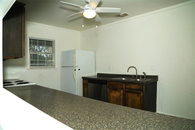 Photo - 1129 N Arcola St