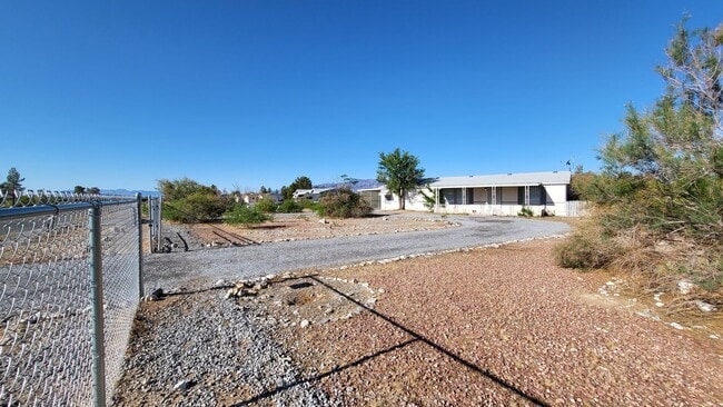 Photo - CONESTOGA COUNTRY ESTATES - Conestoga Parkway