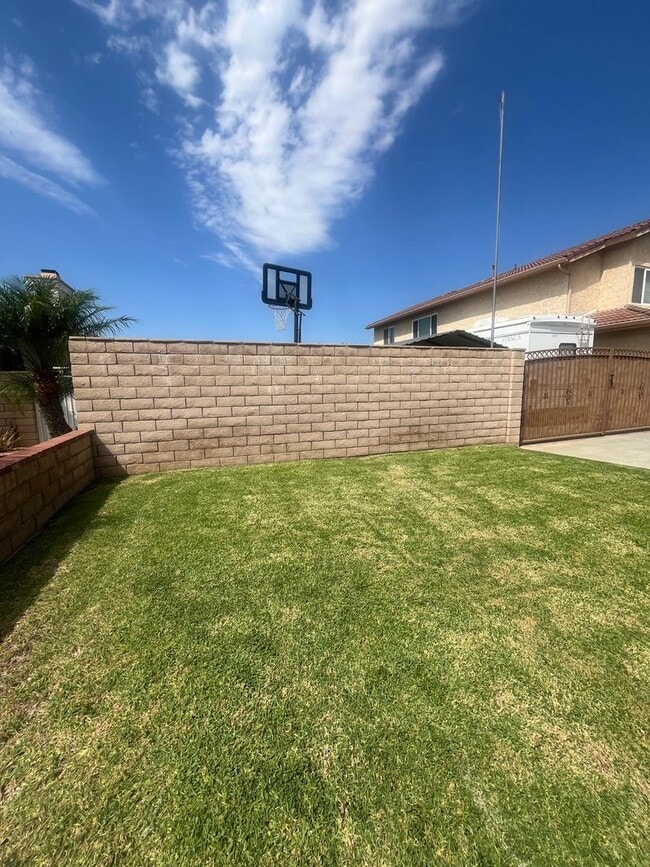 Photo - 613 Santa Paula St