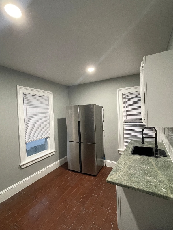 Photo - 595 William St