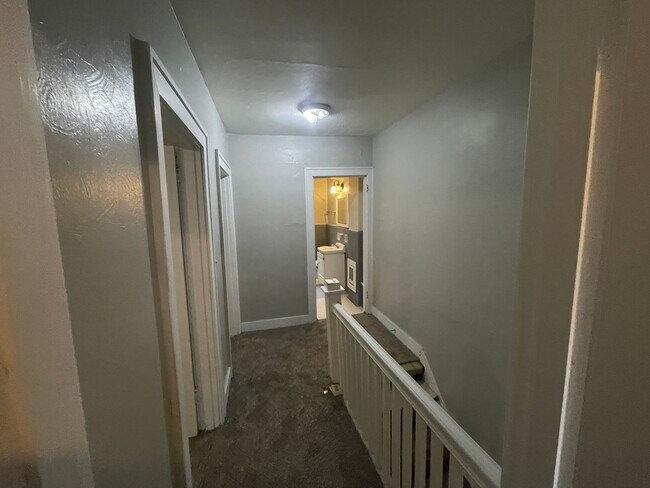 Photo - 650 Tarragonna St Unit Front