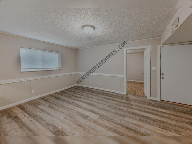 Photo - 4309 Glenda Ln