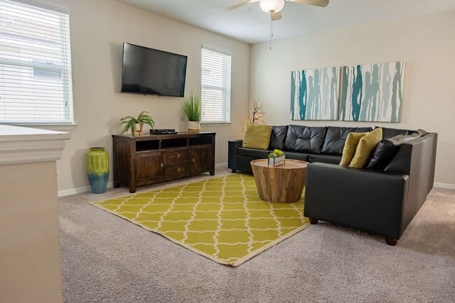 Photo - 1836 Sandy Pk Trl Unit SI ID1470320P