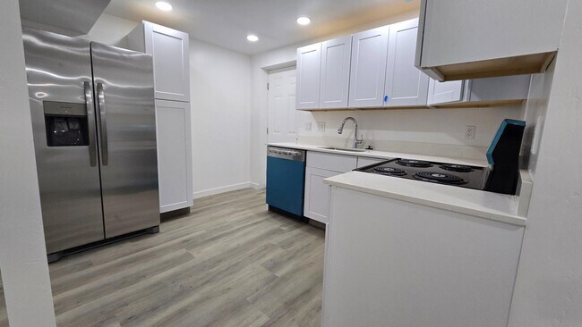 Photo - 1516 W 7470 S