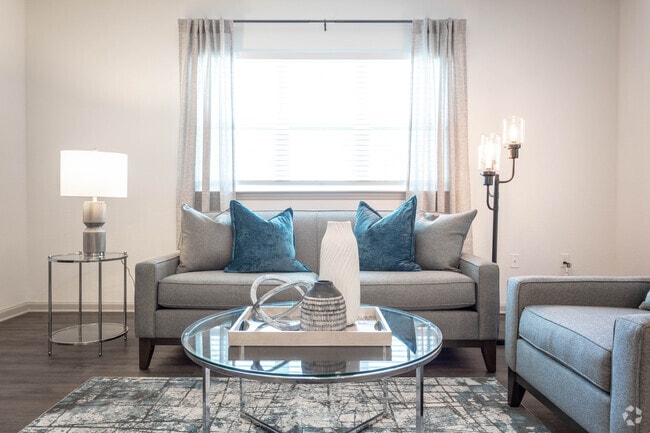 The Shoreline w/Garage 1273sqft