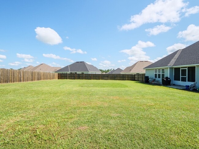 3960 Landings Cir