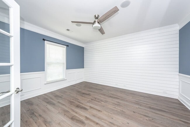 Photo - 4 Bedroom, 3 Bathroom Home in Bradford Pointe - Summerville
