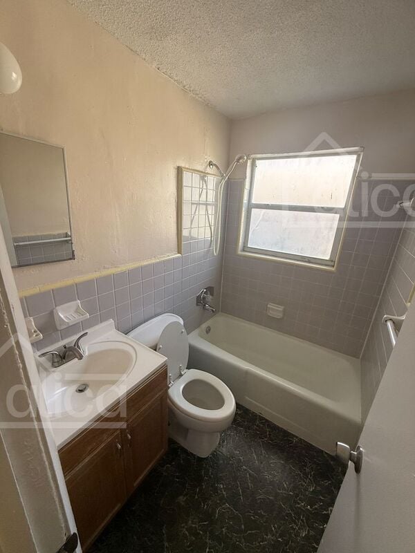 Photo - 625 8th St Unit #1