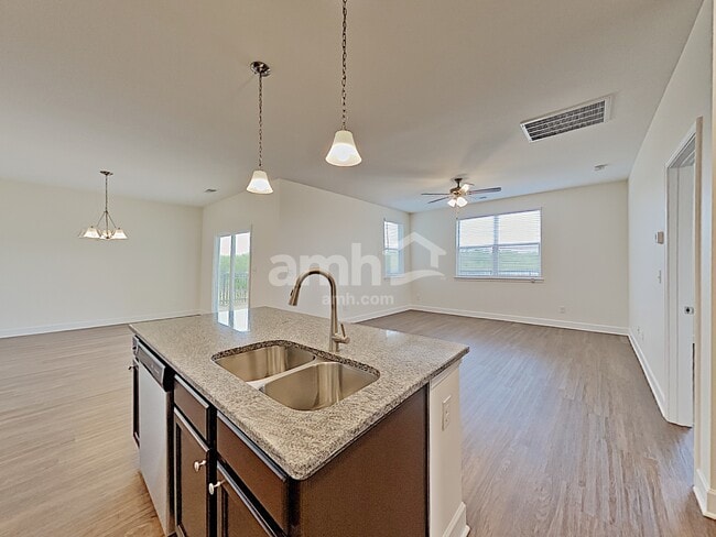Photo - 4265 Longfellow Dr