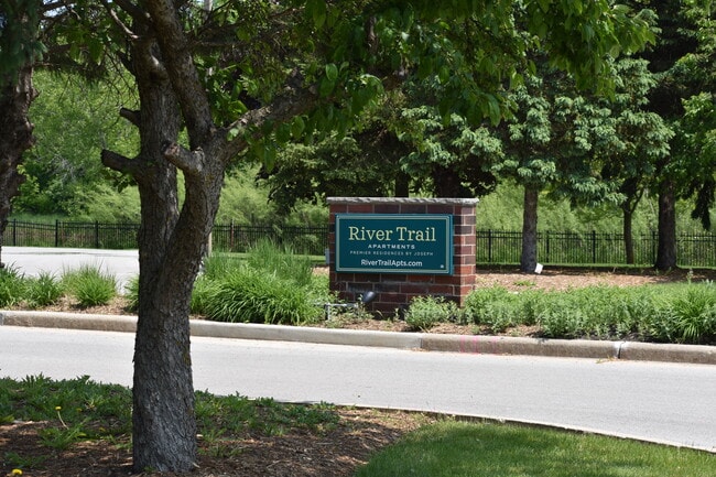 Photo - River Trail Apartments
