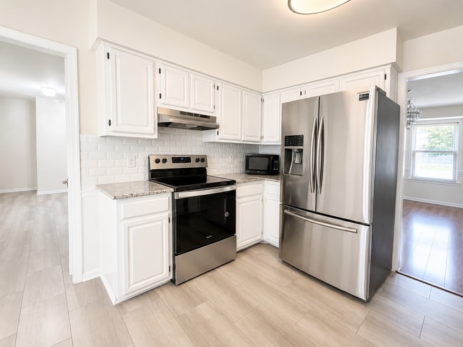 Photo - 5125 Middlebrook Ct