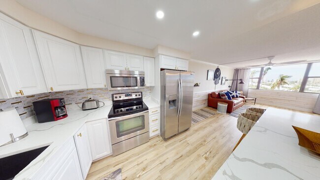 Photo - 5855 Midnight Pass Rd