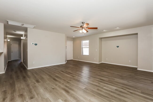 Photo - 2021 W Hayden Peak Dr