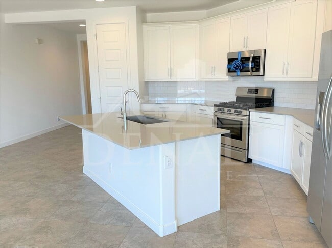 Photo - 4622 N 192nd Ln