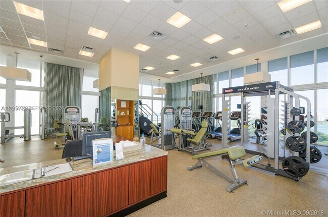 Photo - 50 Biscayne Blvd Unidad 2105