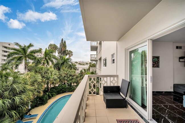 Building Photo - 9700 W Bay Harbor Dr Unit 303 Rental