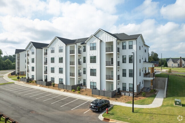 Exterior - Evolve New Hope Farm