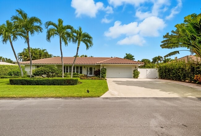 Photo - 1050 Gulfstream Way