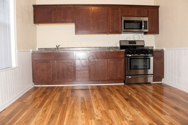 4828 16th Ave Unit Lower