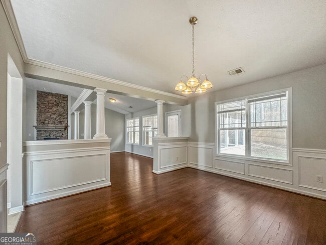 Photo - 806 Lilac Ln