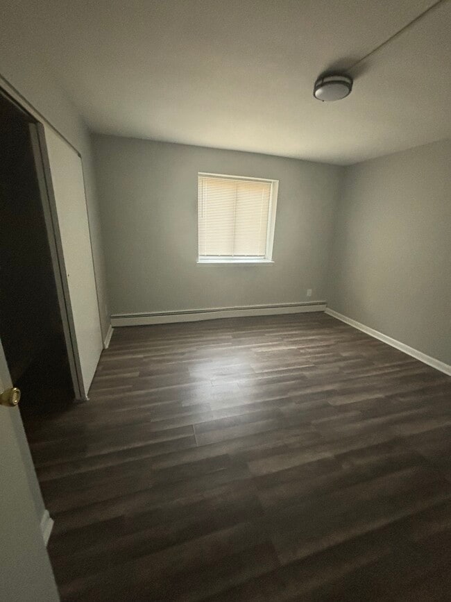 1-bedroom in 2-bedroom