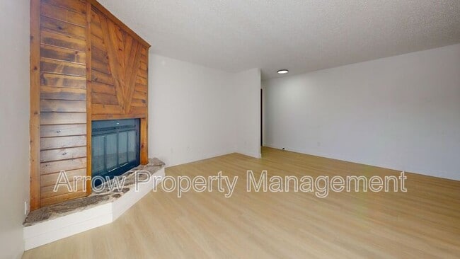 Photo - 203 E Arbor Ave