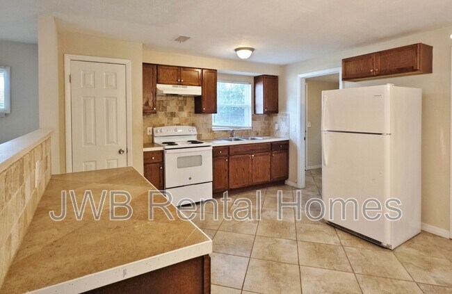 Photo - 2490 Woolery Dr