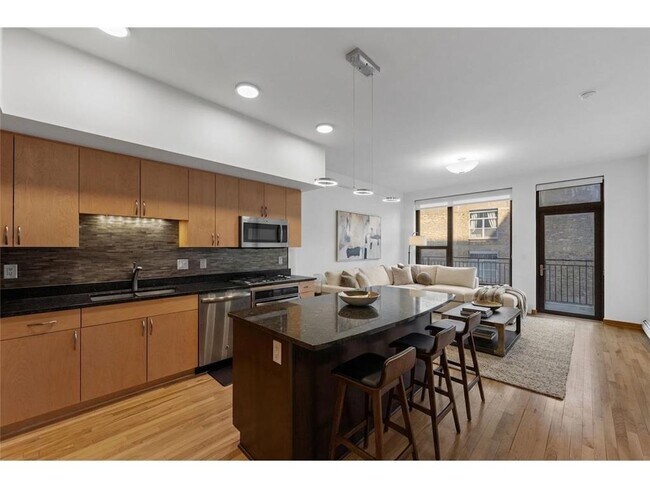 Building Photo - 740 Portland Ave Unit 709