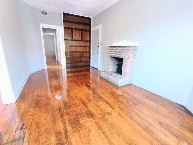 Living Room - 3508 N Broadway Unit 2