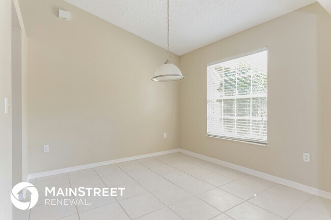 Photo - 2041 Claremont Dr