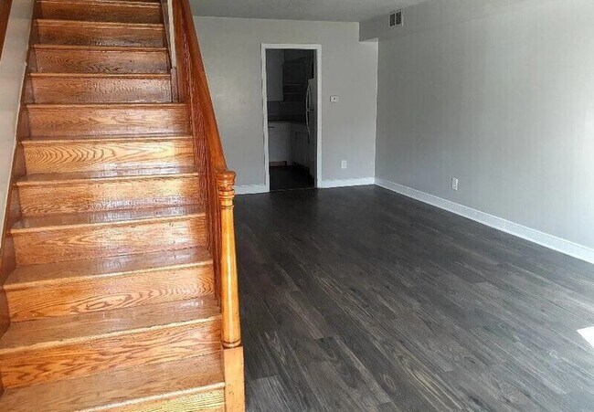 Photo - 5431 Remuda Dr Unit 1