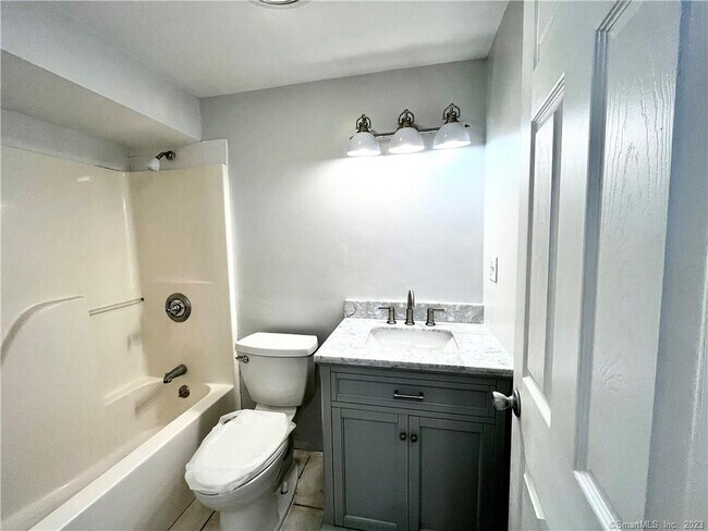 Photo - 106 Limewood Ave Unidad 1