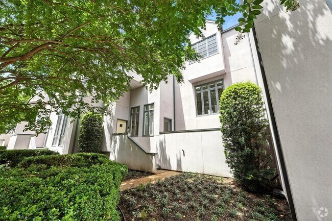 Building Photo - 1385 Arlington St Unit 1385 Rental