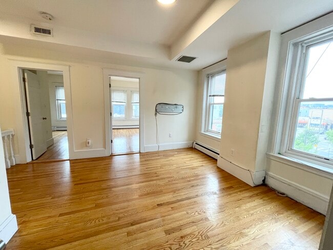 Photo - 92 L St Unit 3