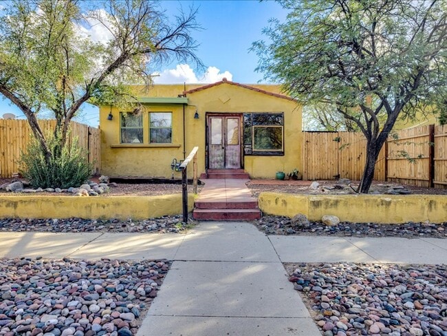 Photo - PRICE REDUCTION!!! ALL UTILITIES INCLUDED!!