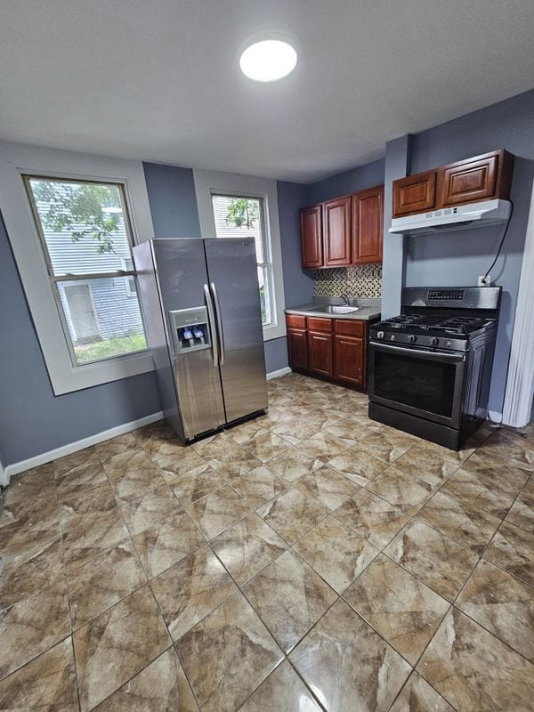 Building Photo - 17 E 21st St Rental