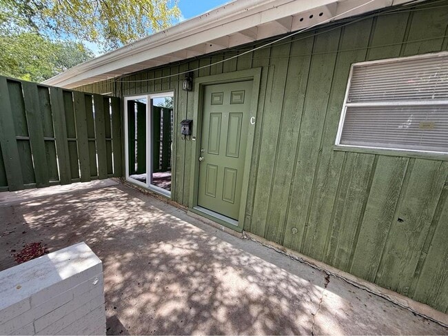 Photo - 2514 W 12th St Unit C