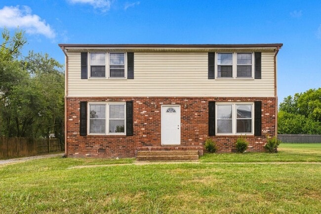 102 Susan Dr