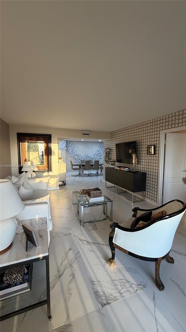 Photo - 2333 Brickell Ave Unidad 1814