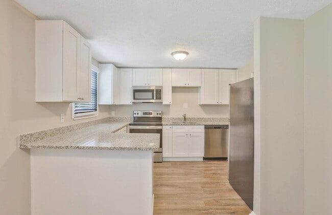 Photo - 6860 Cainwood Dr